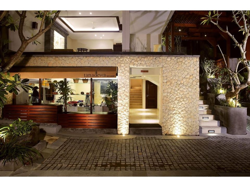 Stunning 2 BR Pool Villa #Z172 Villa in Kuta Selatan