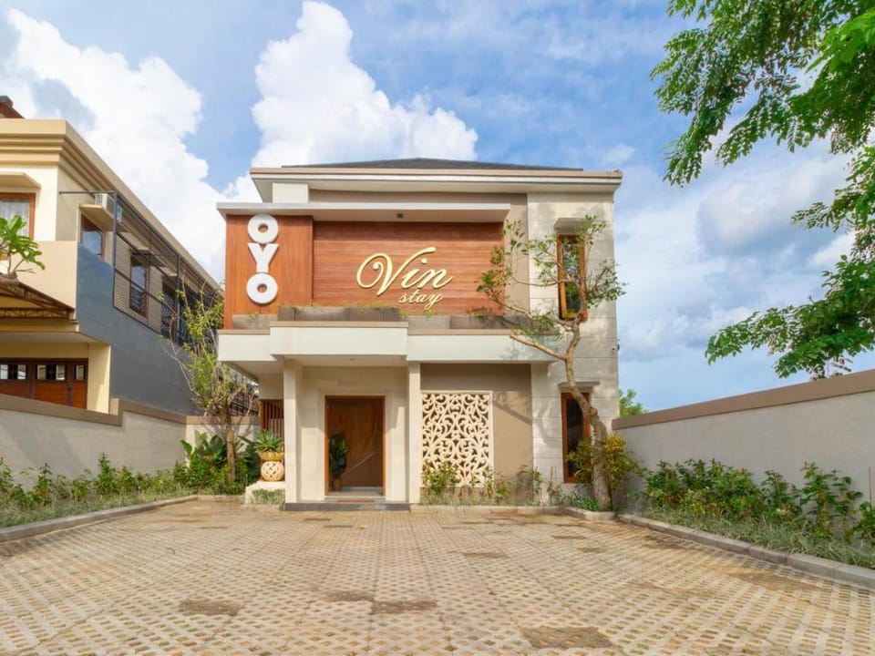 Capital O Vin Stay Bali Hotel in Denpasar