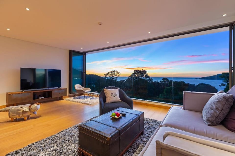 Sapphire Bay 3BR Apartment 8-19 with Sea View Apartment in Patong