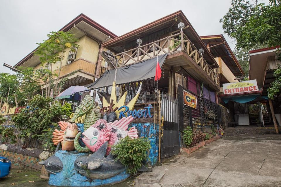 OYO 588 Sunrock Resort Hotel in Quezon City