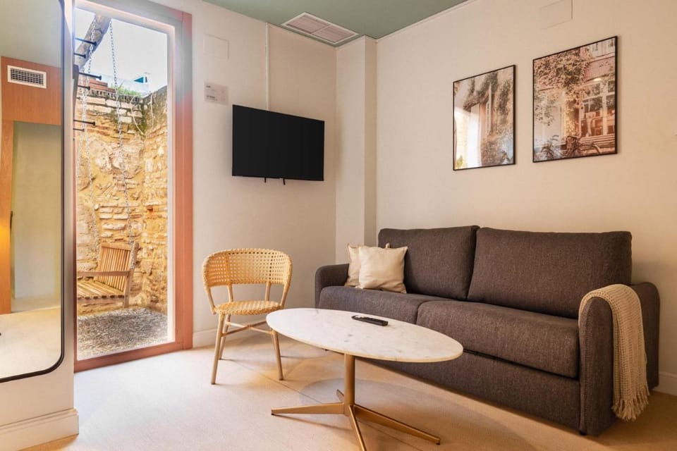 Limehome Cordoba Calle Pozanco - City Center Apartment in Cordoba