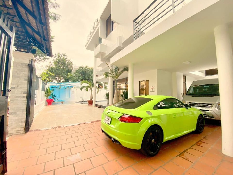 White Villa Villa in Vung Tau