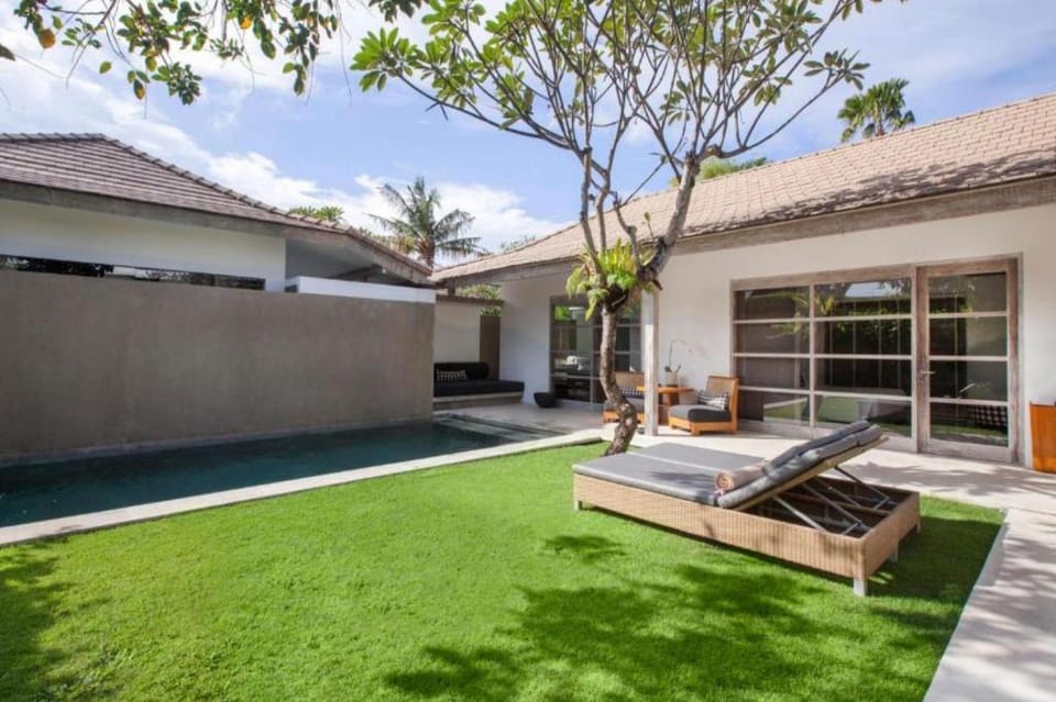 Cozy 1 BR Executive Pool Villa #Z9 Villa in Kuta