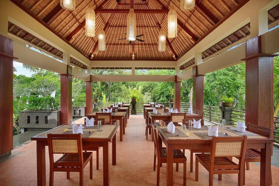 Cozy 1 BR Deluxe Pool Villa #NP2 Villa in Sukawati