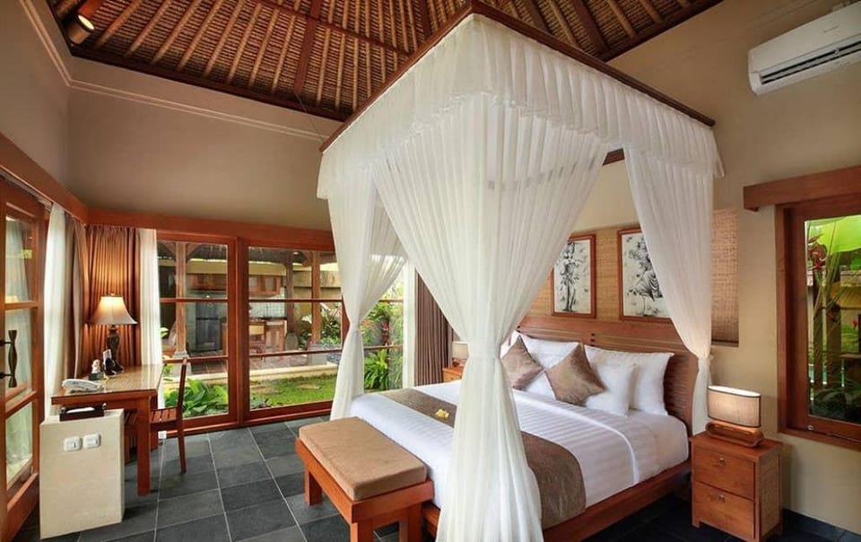 Cozy 1 BR Royal Pool Villa #NP10 Villa in Sukawati