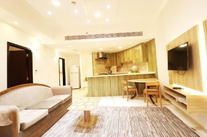 LOVELY & STYLISH ONE BEDROOM APARTMENT with 2 BEDS Apartment in Dubai
