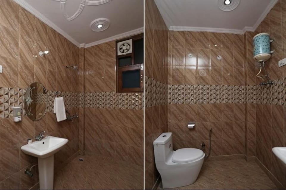 Hotel Noida City Center Villa in Noida