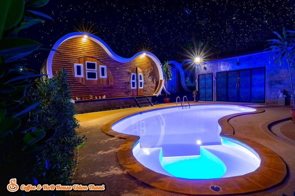S Coffee & HoB House Udon Thani Villa in Laos