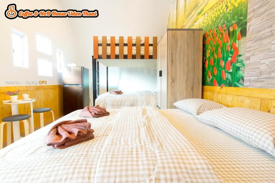 S Coffee & HoB House Udon Thani Villa in Laos