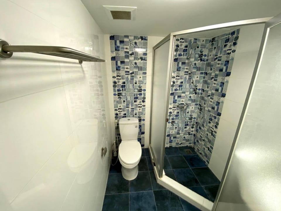 Large apartment [Newly Renovated] close to airport Apartment in Bangkok