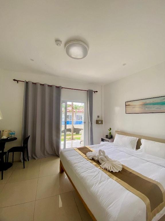 Green Mango Resort Hotel in Panglao