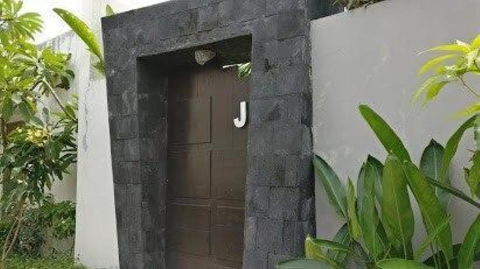 AMAZING MR 1BD Private Pool villa in Seminyak Villa in Kuta