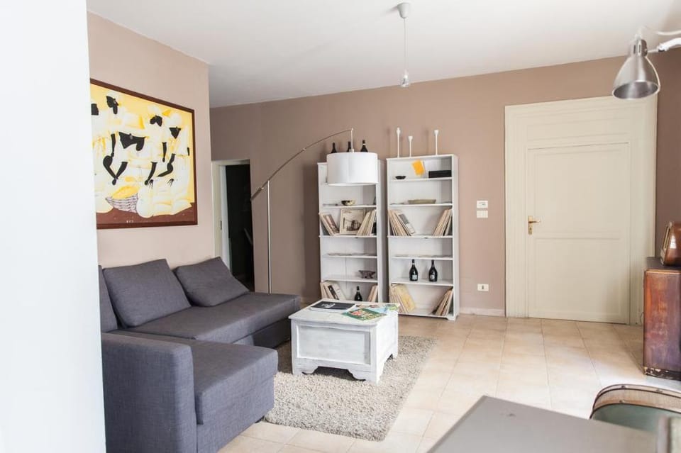 The Mistery - PMOGuestHouse Apartment in Palermo