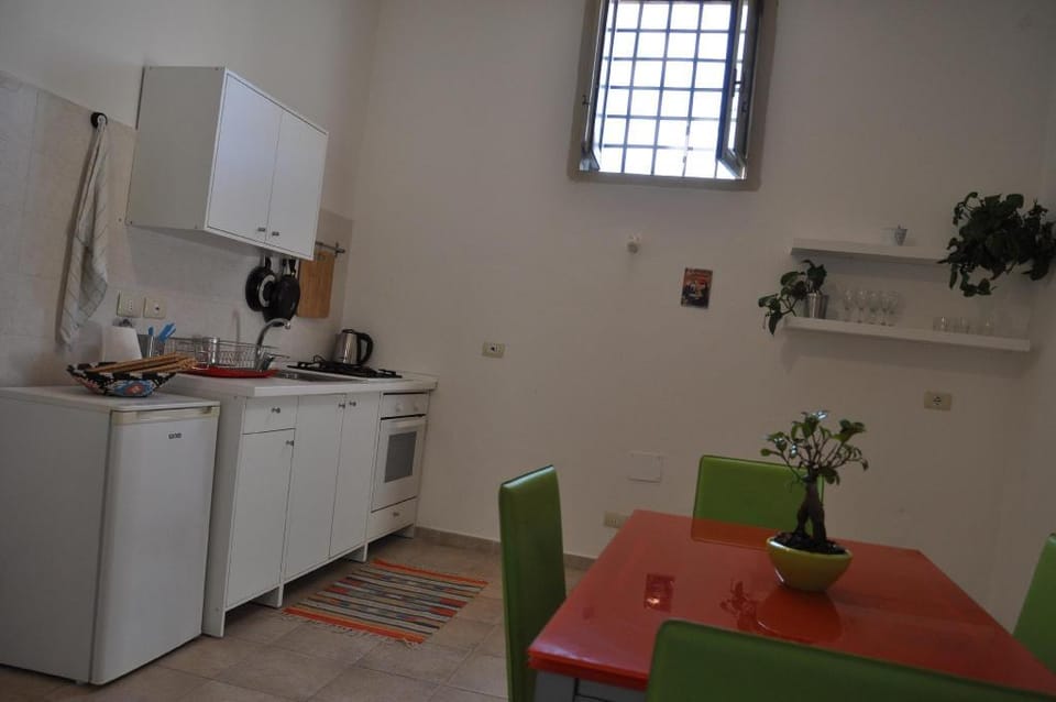 Cosmopolitan - PMOGuestHouse Apartment in Palermo