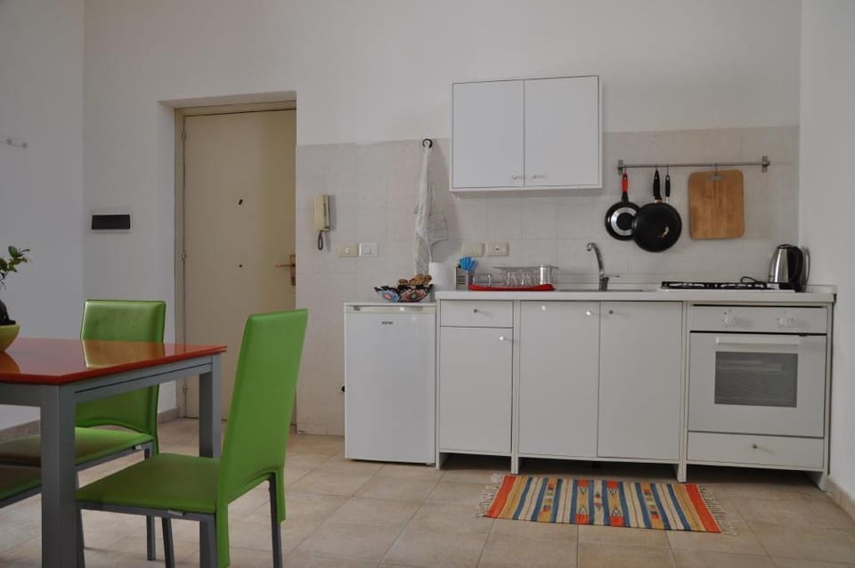 Cosmopolitan - PMOGuestHouse Apartment in Palermo
