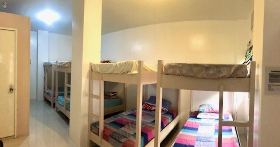 Villa Leah Hotspring Resort Pansol Calamba Laguna Vacation rental in Calamba