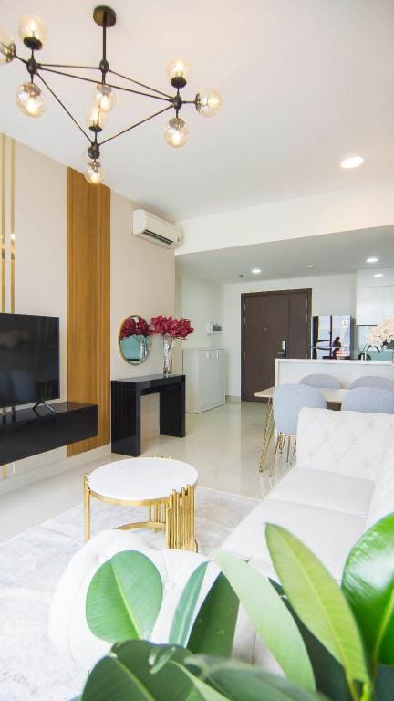 SAIGON 9- RiverGate 2BRS 3mins Central pool/gym Apartment in Ho Chi Minh City