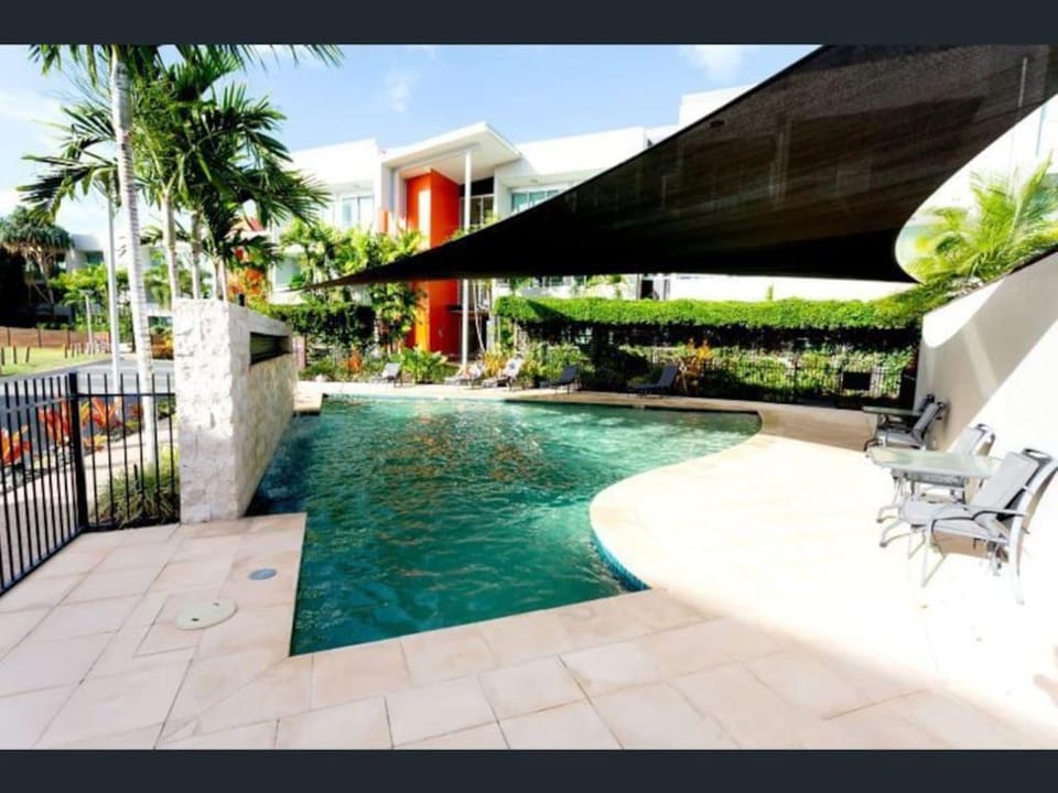 Peninsula Picture Perfect Airlie Beach Villa in Airlie Beach