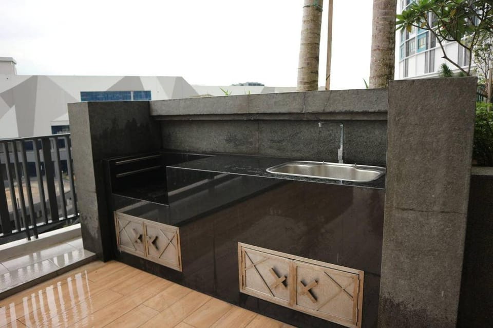 V08B Vince I-city home wt fabulous view led park Vacation rental in Selangor, Malaysia