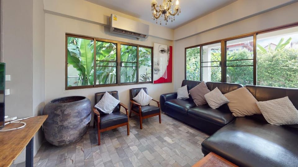 House 8/5 th @ center of Chiangmai old town Vacation rental in Chiang Mai