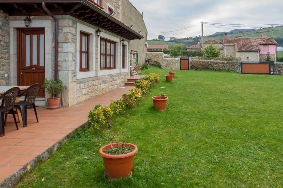 La Casona de la Bisa Vacation rental in Cantabria