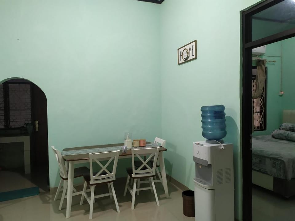 Fatimah Homestay Cirebon Vacation rental in West Java