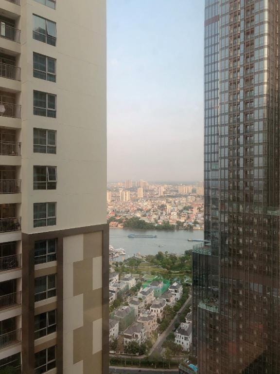AMAZING View Landmark 81 - Landmark 5, VHCP Apartment in Ho Chi Minh City