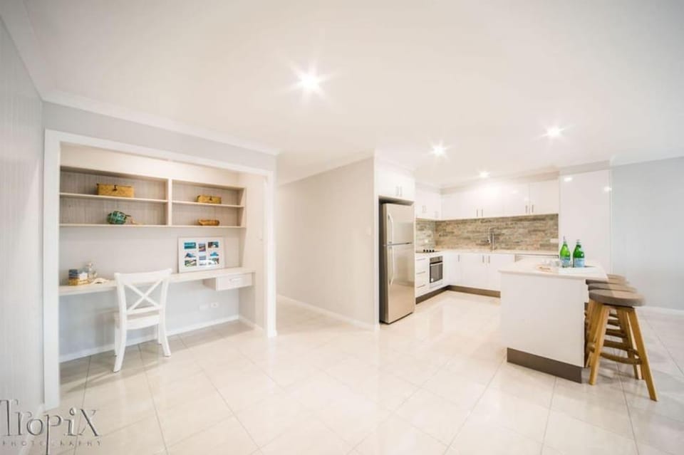Airlie on Main Street - Central Airlie Beach Villa in Airlie Beach