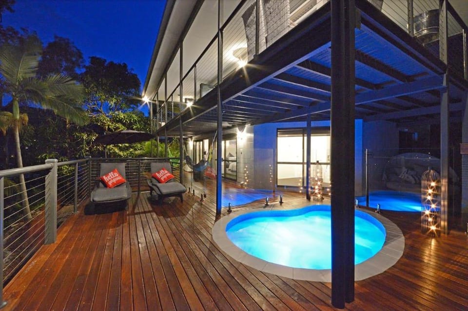 Crusoes Beach house Villa in Whitsundays