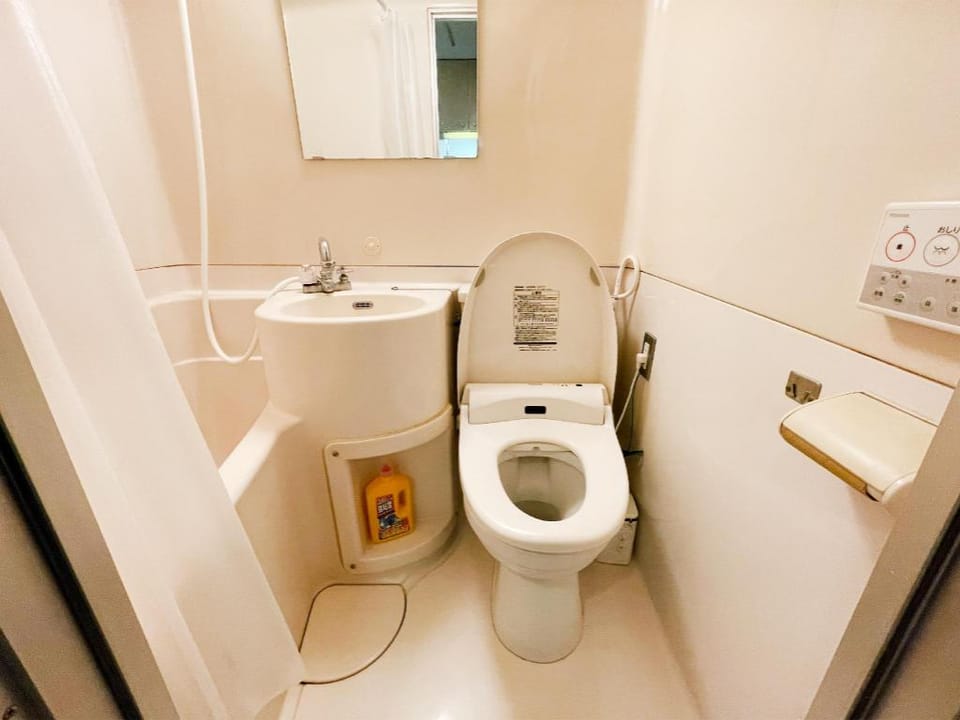 T702) Shinjuku Gyoen Apt/4 Guests/Near Subway  Apartment in Shibuya