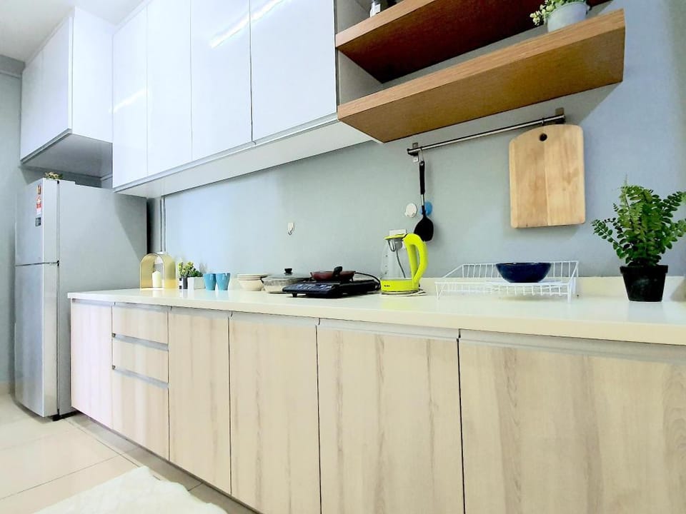 Ara Damansara | Pacific Place 3 Min to LRT [5 Pax] Apartment in Petaling Jaya