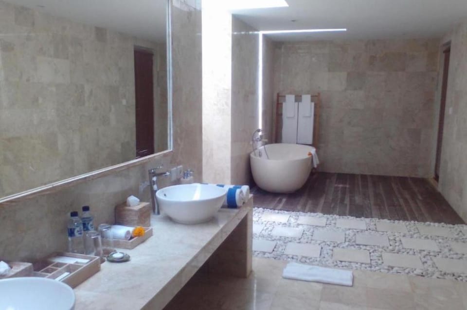 Cozy 1 BR Private Pool Villa #L171 Villa in Ubud