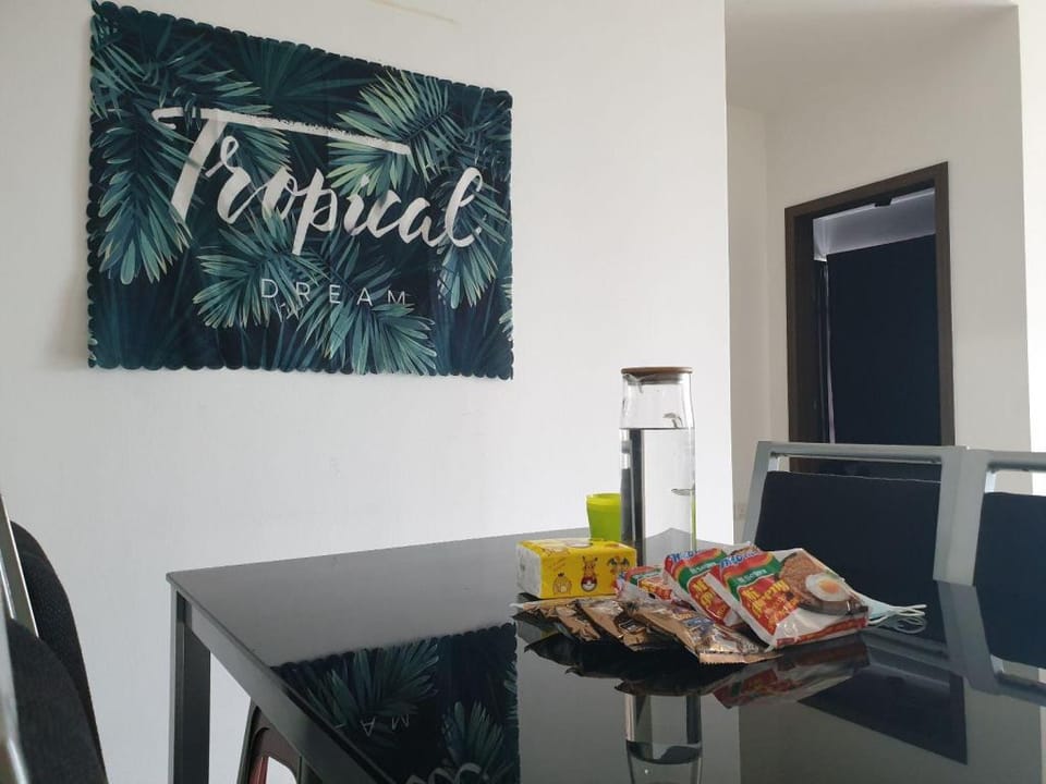 Netflix Wifi COSY Senai Kempas Dsecret Homestay Apartment in Johor Bahru