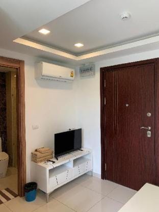 Arcadia Beach  Walking Street Apartment in Pattaya City