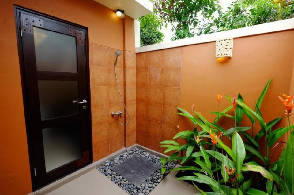 Cozy 1 BR Deluxe Double Room JU19B Vacation rental in Payangan