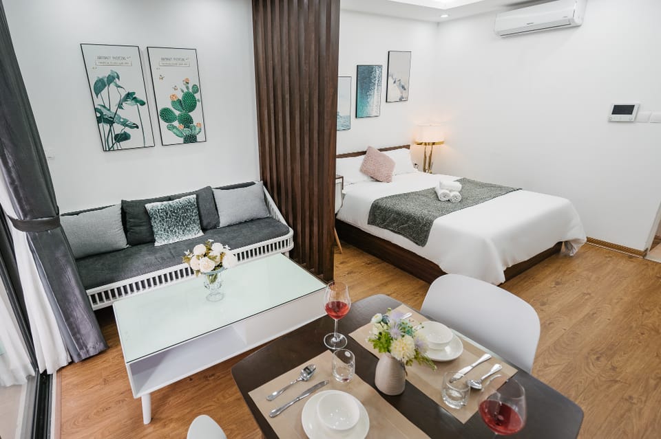 Vinhomes Dcapitale | Street View | 2Brs & Tub 0609 Apartment in Laos