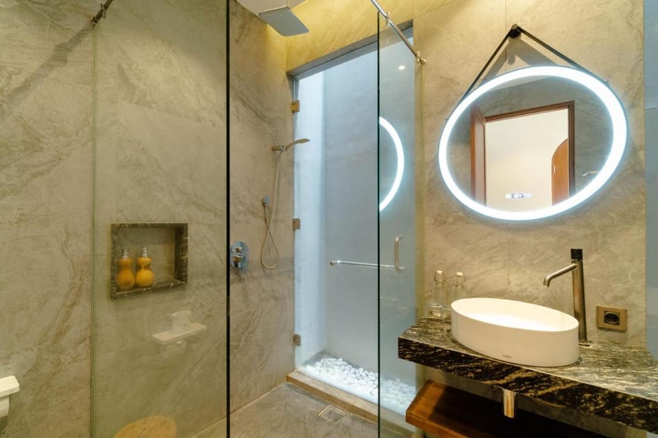 La Rose Villas and Suites Camp Canggu Villa in North Kuta
