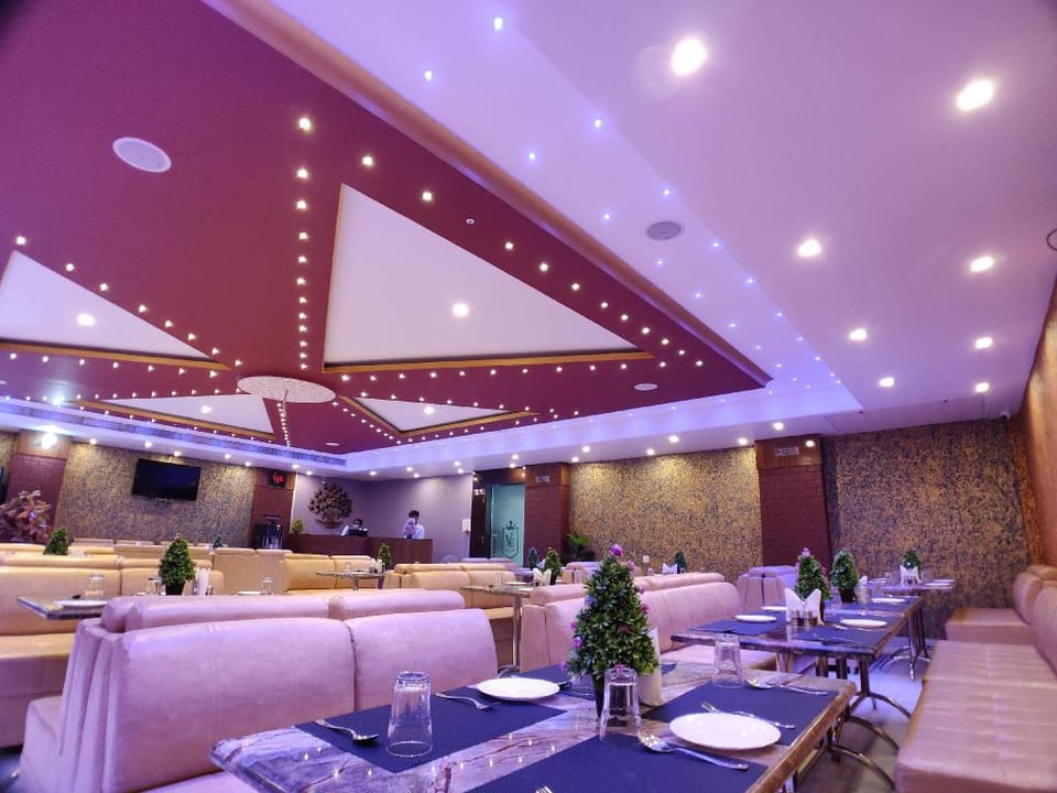Hotel Vishnu Empire Hotel in Uttar Pradesh