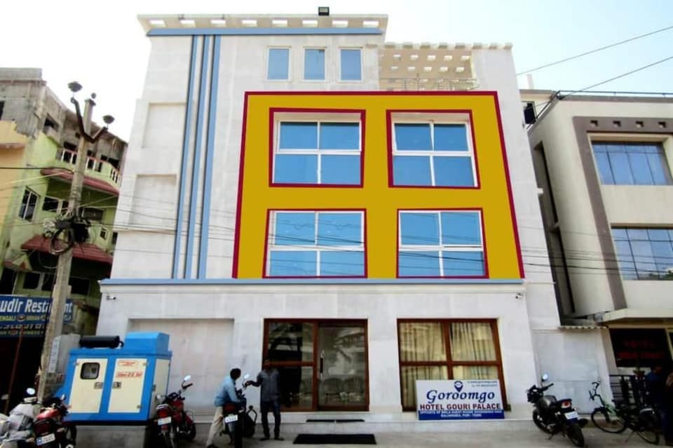Goroomgo Gouri Palace Near Sea Beach Light House Puri - Walking Distance From Sea Beach Hotel in Puri