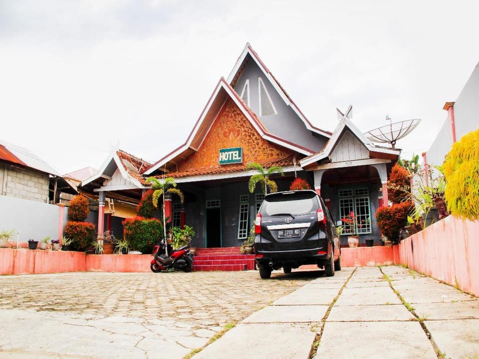 OYO 3254 Hotel Melissa Hotel in Indonesia