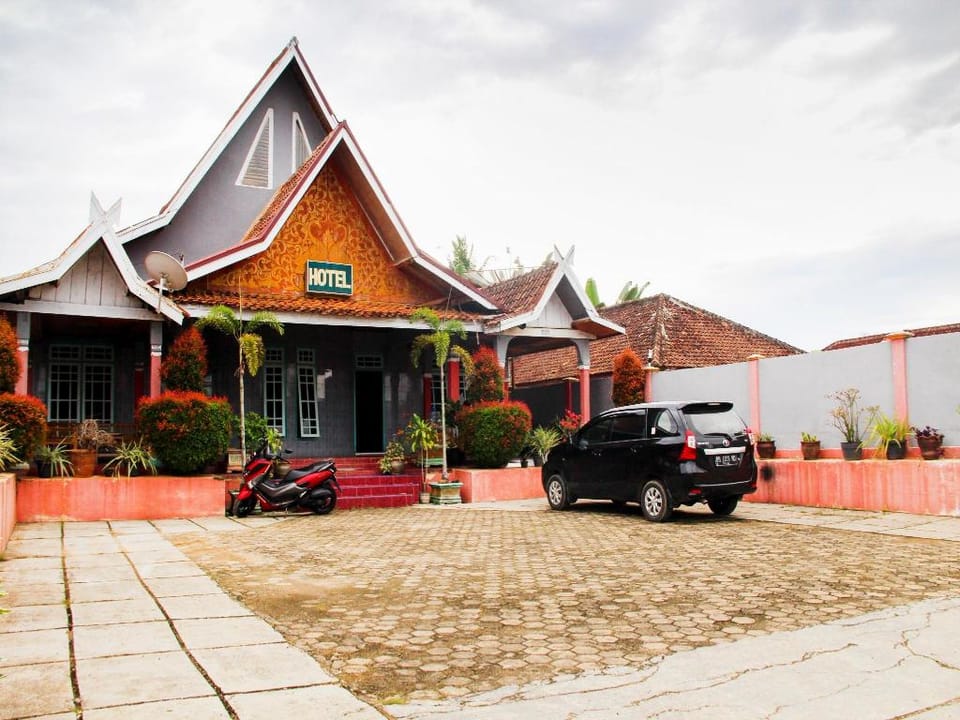 OYO 3254 Hotel Melissa Hotel in Indonesia