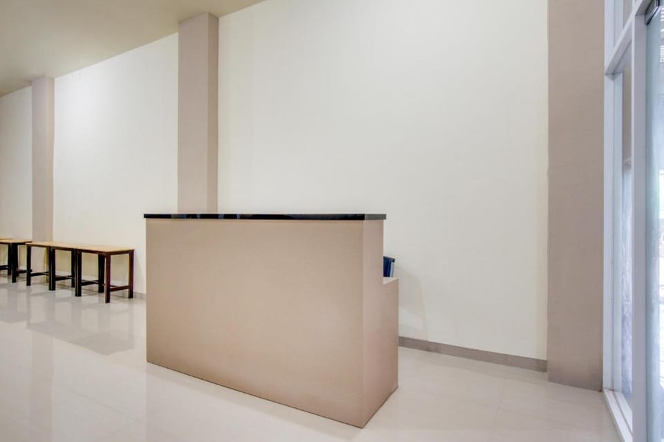 OYO 1035 Patal Residence Hotel in Indonesia