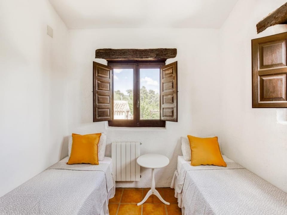 Villa in Montefrio near Iznajar Lake Villa in Andalusia