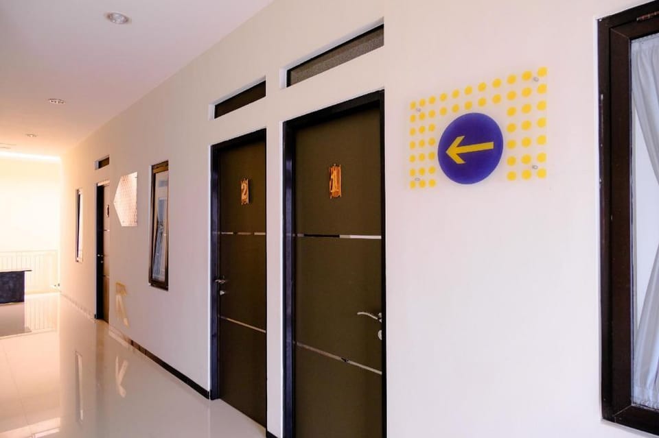 SPOT ON 2325 Singgalang Residence Syariah Hotel in East Java