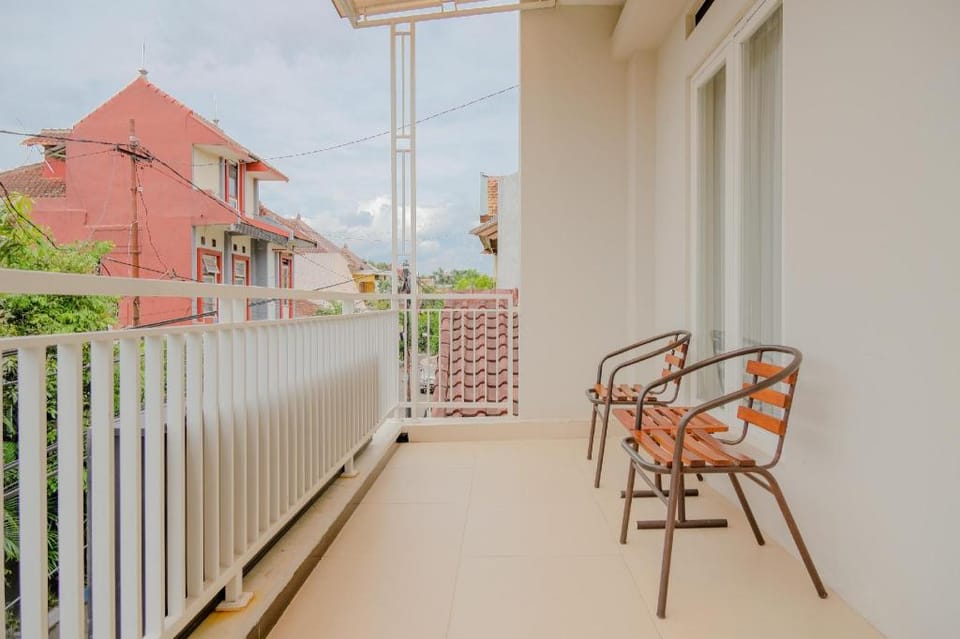 SPOT ON 2325 Singgalang Residence Syariah Hotel in East Java