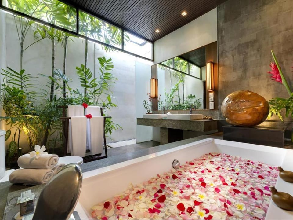 Luxury 2 BR Private Pool Villa AN95B Villa in Kuta