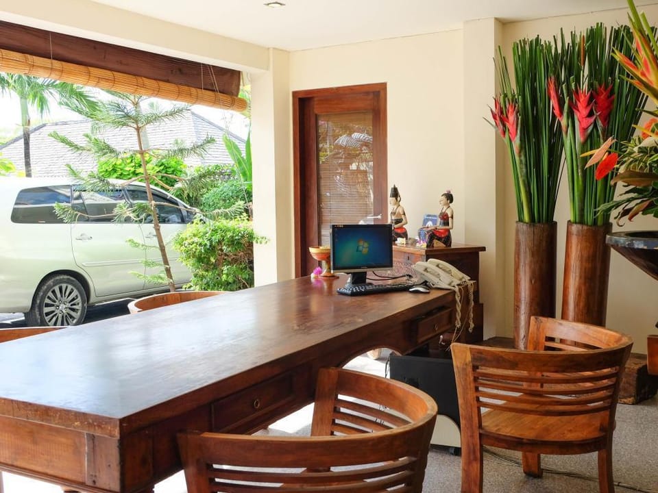 Entire 2BR Private Villa #FN25 Villa in North Kuta