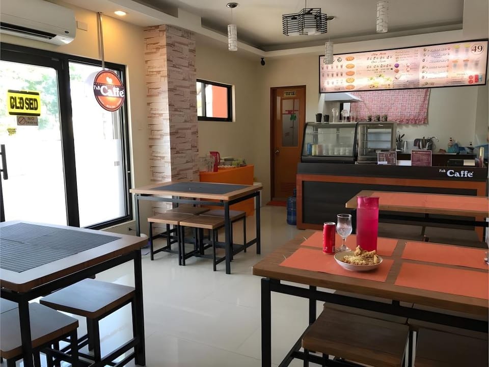 OYO 601 Guest Hotel Hotel in Bicol