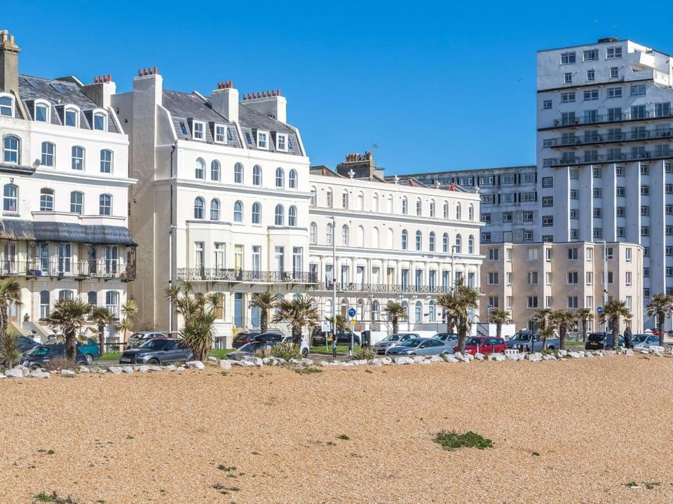 Apartment in Folkestone near Sandgate Beach Apartment in Folkestone