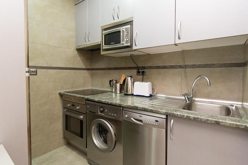 Madrid - Studio 3B Apartment in Centro
